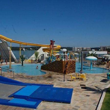 Resort Do Lago Apart Caldas Novas Eksteriør billede